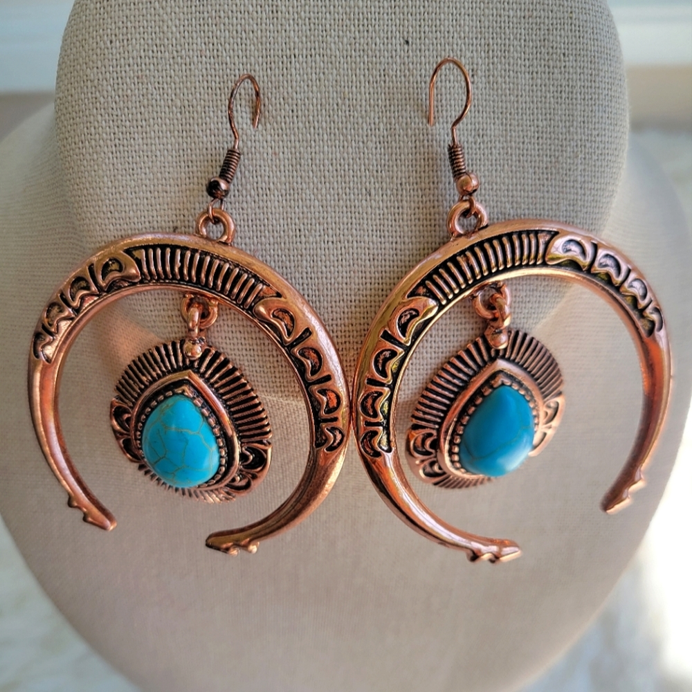 Squash Blossom Earrings💙